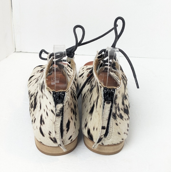 Naughty Monkey Nola Sandals - Picture 7 of 16